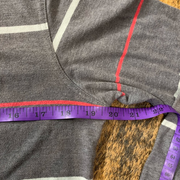 Carbon size small gray with white and red strip button up cardigan with pockets - Picture 3 of 7